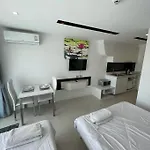 Getaway In Center Pattaya