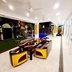 Villa Izzyland Luxury Pool Walking Street