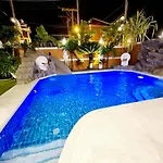 Izzyland Luxury Pool Walking Street Villa Pattaya