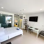 Apartment Sands 13 *