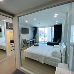 Sands 13 Apartment *