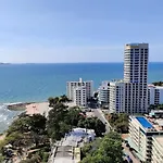 Sands Seaview 012 อพาร์ทเม้น