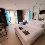Sands Seaview 012 *
