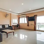 Patumnak Beach Guesthouse Pattaya