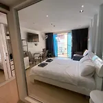 Sands Seaview 012 *