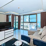 โรงแรม W Tower By Tech