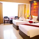 โรงแรม Suncity 4*