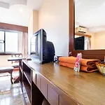 Hotel Reddoorz Navin Mansion 3 3*