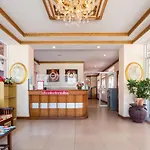 Reddoorz Navin Mansion 3 Hotel Pattaya