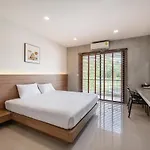 Pirom Garden Private Villa *