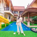 Bali Beach Pool * Pattaya