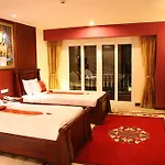 โรงแรม Rita &