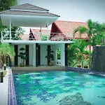 Villa Jj