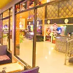 Central Place Hotel