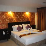 Central Place Hotel