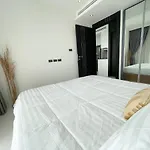 Luxury 1 Bedroom In Amari Residences