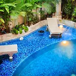 Hotel Dreamers Paradise & 3*