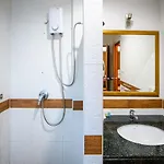 Holiday home 4 Bedroom Town With Private Pool