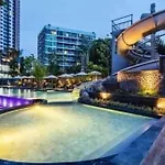 Unixx Near Walking Street Pattaya