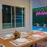 Gala Express Villa Pattaya