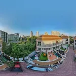 4 Bedroom Town With Private Pool Pattaya