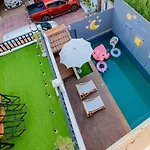4 Bedroom Town With Private Pool Holiday home Pattaya