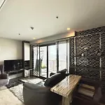 The Base Deluxe Great Location อพาร์ทเม้น *