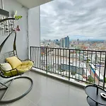 The Base Deluxe Great Location * Pattaya