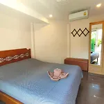 Corner - House Walking Street 4 Bedrooms *