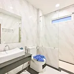 4bd Pool With Jacuzzi - Exquisite Pool A Pattaya