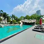 Luxury 1 Bedroom In Amari Residences