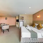 Mountain & Convention Center Hotel