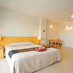 Diamond Place Hotel 3*