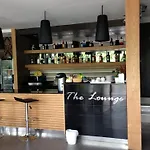 Place Serviced โรงแรม