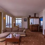 Ambassador Jomtien Ocean Wing - Sha Hotel 4*