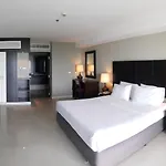 Summer Spring Hotel