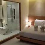 W14 โรงแรม Pattaya