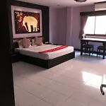 Zip & Restaurant 3* Pattaya