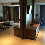 Season Five Hotel