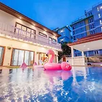 Fairy Hill Pool Pattaya