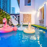 Wongamart Pool Villa *