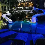Apartment Centara Avenue Soi Buakhao By Daisy 2