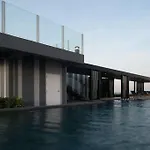 อพาร์ทเม้น The Base Center Of Rooftop Swimming Pool *