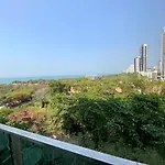 One Tower Seaview 86