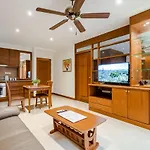 Whitehouse Condotel