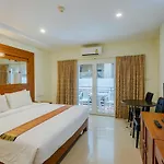 Whitehouse Condotel Aparthotel Pattaya