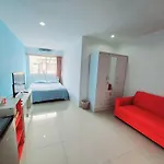 Orca Guest House And Bar