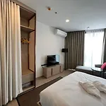 Edge Central Pattaya Condo