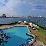 Resort Dusit Thani Pattaya
