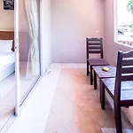 Gazebo Resort, Resort